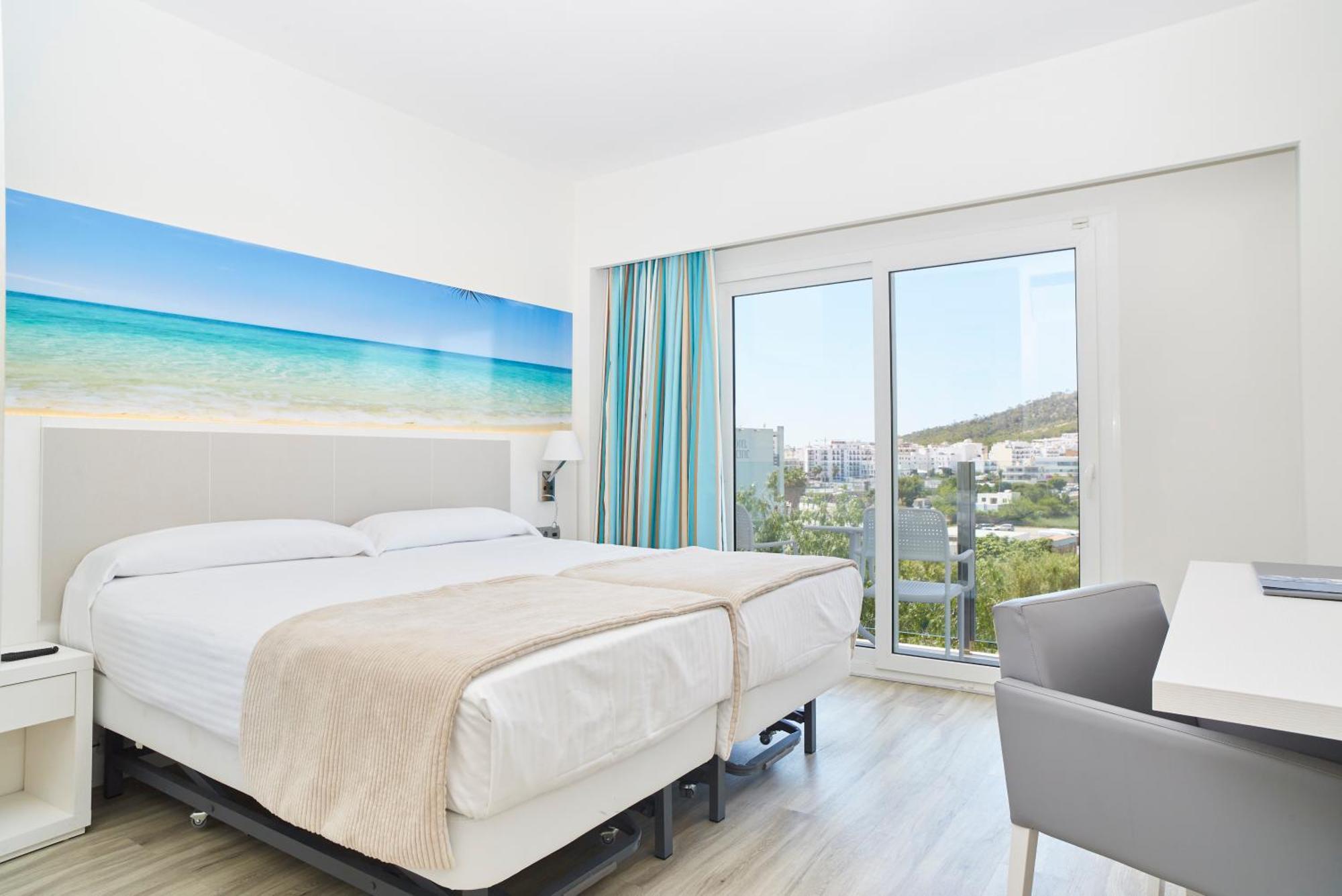 Invisa Hotel Es Pla - Adults Only San Antonio  Luaran gambar